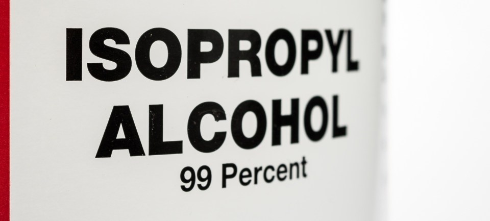 Минусы и плюсы использования изопропилового спирта в полиграфии.  Минусы и плюсы использования изопропилового спирта в полиграфии.